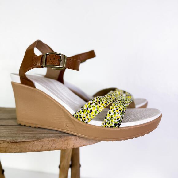 Crocs Leigh II Ankle Strap Graphic Wedges Sandals Hazelnut Gold Y2K 2000s Size 8 - Picture 6 of 12